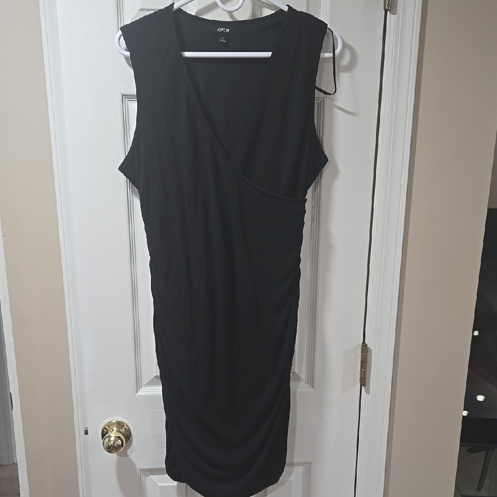 Apt. 9 Black Sleeveless Mini Dress